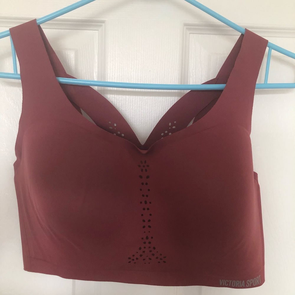 Victoria’s Secret Angel Light Sports Bra